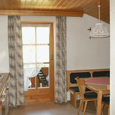 Haus Lerch 592w *